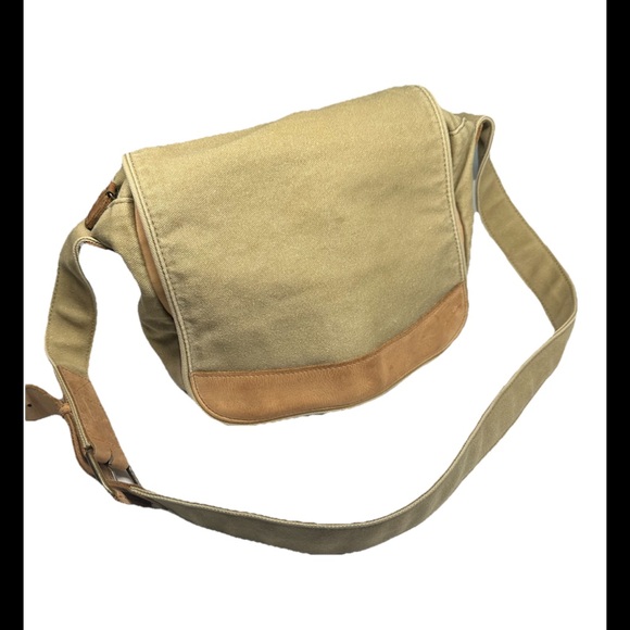 L.L. Bean Handbags - LL BEAN Vintage 90’s Canvas Leather Trim Crossbody Bag
